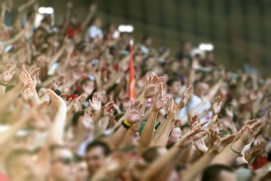 Stadyum podyumda alkışlar futbol taraftarları