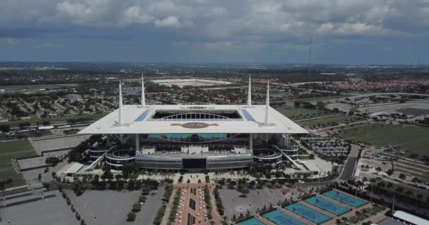 2019年10月 迈阿密 将主办2026年世界杯足球赛的硬岩体育场的空中景观 — 图库视频影像