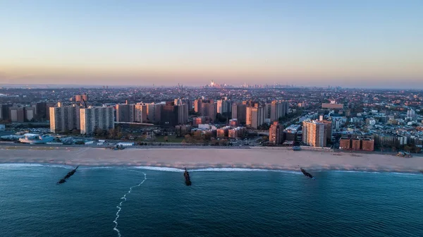 Flygfoto Över Brighton Beach Och Brooklyn Med New York — Stockfoto