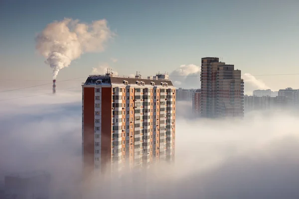 Niebla gruesa en el área de Moscú — Foto de Stock