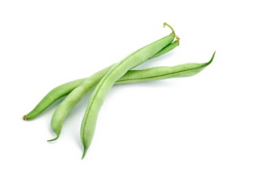 Beyaz Arkaplanda Taze Yeşil Fasulye.