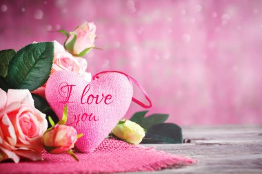 Sevgililer günü kartı. Anneler günü. Seçici odak, arka plan kopya alanı ile.