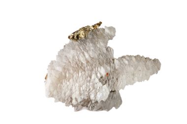 Makro doğal gemstone çekim. Ham kalsit mineral pirit ile. Yalıtılmış nesne üzerinde beyaz bir arka plan.