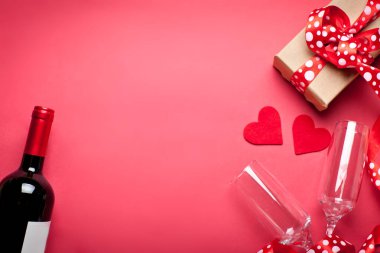 Sevgililer günü kartı. Kopya alanı olan bir arkaplan. Seçici odaklanma. Yatay.