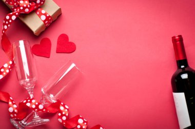 Sevgililer günü kartı. Kopya alanı olan bir arkaplan. Seçici odaklanma. Yatay.