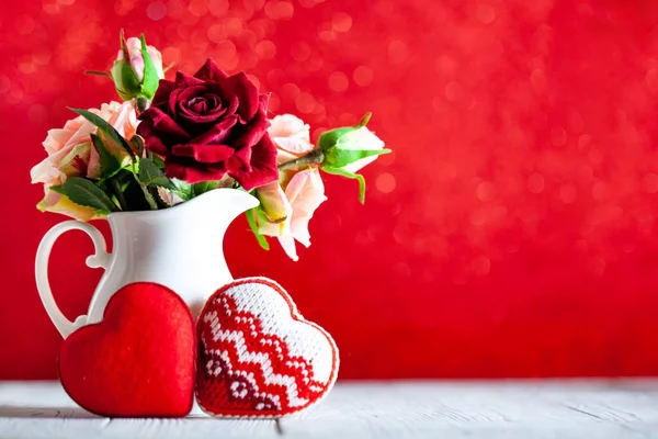Greeting card with flowers and heart. Background with copy space. Selective focus. — 스톡 사진