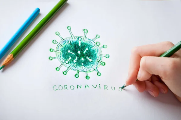 Het kind tekent een coronavirus. Coronavirus. 2019 Novel Coronavirus, 2019-nCoV. — Stockfoto