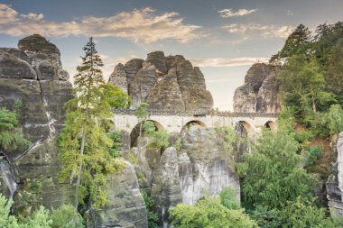 Ortaçağ Bastei Köprüsü