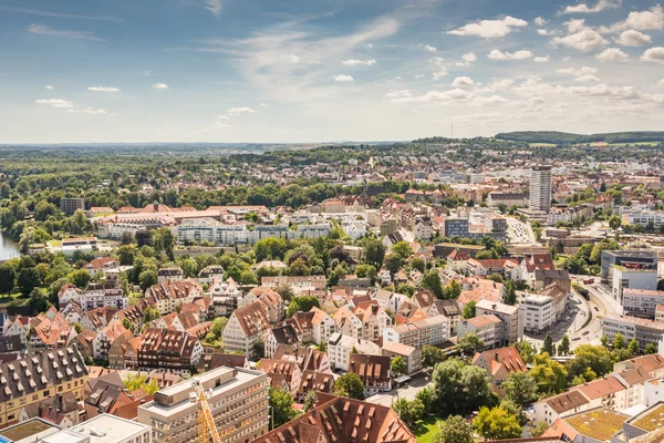 Légi kilátás nyílik Ulm városában — Stock Fotó