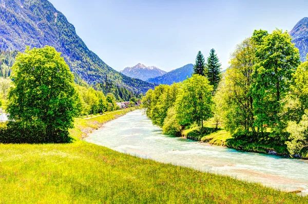 River Isar in the bavarain alps — Stock Photo, Image