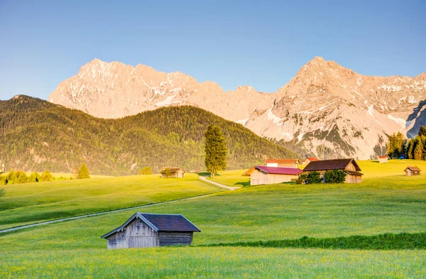 Pastos en las montañas de Karwendel —  Fotos de Stock