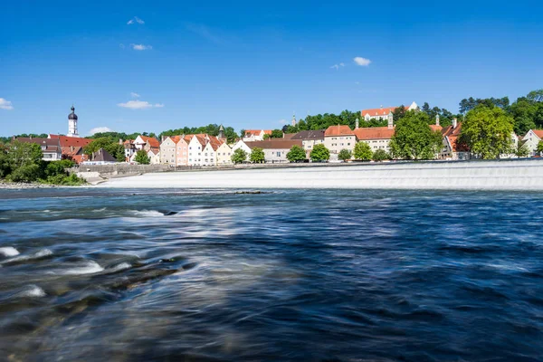 Landsberg u řeky Lech — Stock fotografie