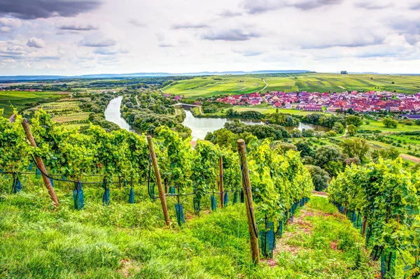 Dorp van Nordheim een wijnbouw in district Franken — Stockfoto