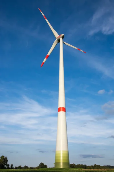 风力发电与替代能源 — 图库照片