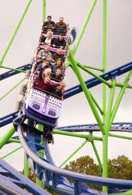 Oktoberfest'te lunapark treni