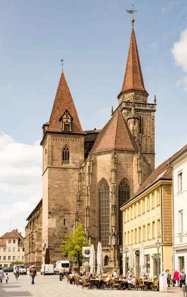 Emberek: St. Johannis church-Ansbach — Stock Fotó