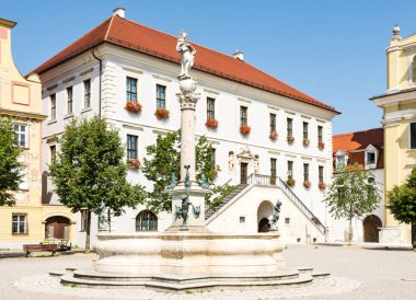 Neuburg şehirde tarihi Meydanı