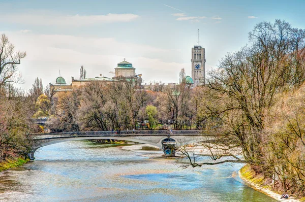 Rzeki Izary w Monachium — Zdjęcie stockowe