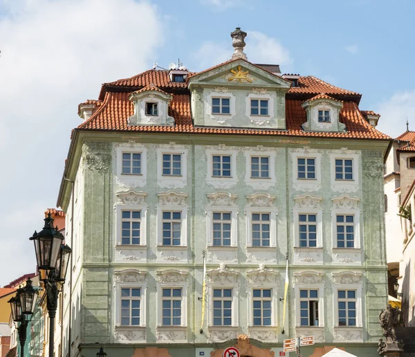 Historic house facade in Prague — Stock Photo, Image