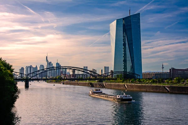 De Europese centrale bank in frankfurt — Stockfoto