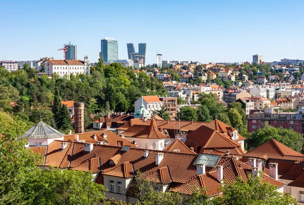 Letecký výhled na hlavní město Prahu — Stock fotografie