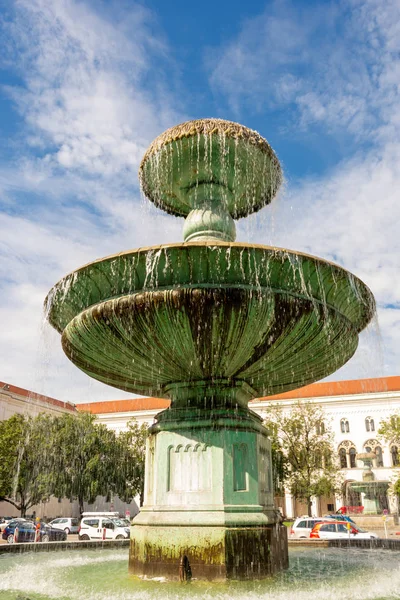 慕尼黑大学的喷泉 — 图库照片