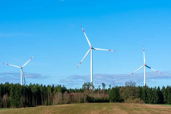 利用风能创造替代能源 — 图库照片