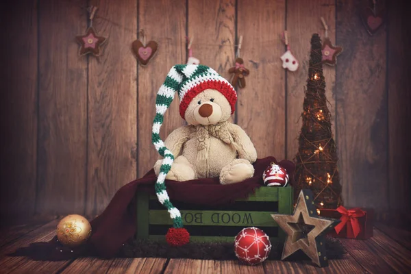 Oyuncak ayı ve Noel dekorasyon — Stok fotoğraf