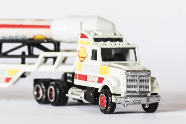 로켓을 수송 하는 트럭 — 스톡 사진