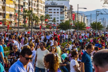 Izmir anısına kurtuluş Yunanlılar kalabalık