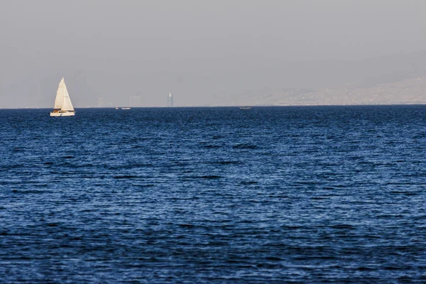 Mavi Ege Türk denizde Yelkenli
