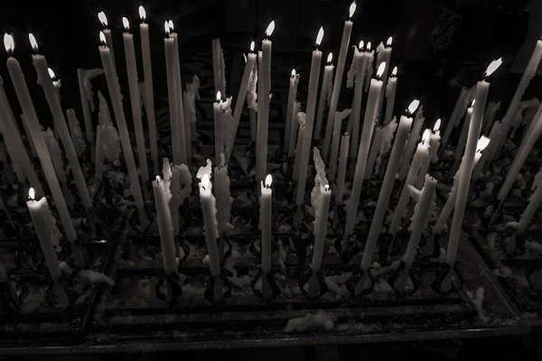 Bougies Religieuses Dans Église — Photo