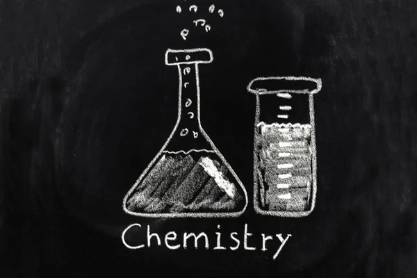 Slovo Chemie Dva Skleněné Beckers Nakreslil Tabuli — Stock fotografie