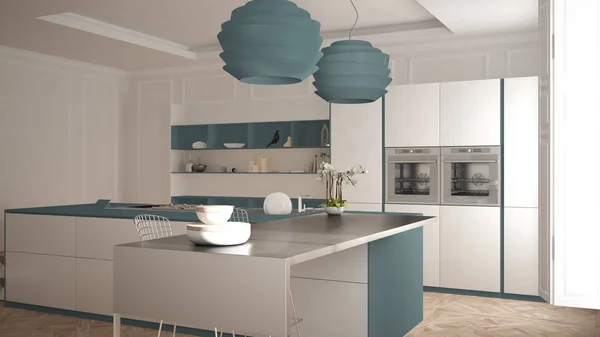 Cucina moderna in interni classici, isola con sgabelli e due grandi finestre, bianco e blu navy architettura interior design — Foto Stock