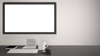 Masaüstü mockup, şablon, gri çalışma masası boş ekran, klavye fare ve kalemler ve kurşun kalemler, beyaz arka plan ile not etmek üstünde bilgisayar