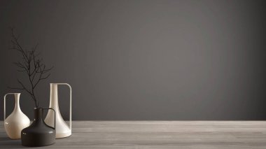 Boş iç tasarım konsepti, ahşap masa veya modern minimalist vazolar, gri mimari arka plan ile raf
