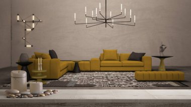 Ahşap masa üstü veya rafta mumlar ve çakıl taşları, zen ruh hali, beton duvarlı oturma odası, büyük sarı kanepe, halı, lambalar, iç mimari tasarım