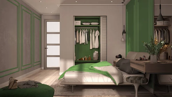 ウォークインクローゼット付きの緑の色調で最小限の古典的なベッドルーム デュベットと枕付きのダブルベッド ランプ付きサイドテーブル カーペット パケットとスタッコの壁 豪華なインテリアデザインのアイデア — ストック写真