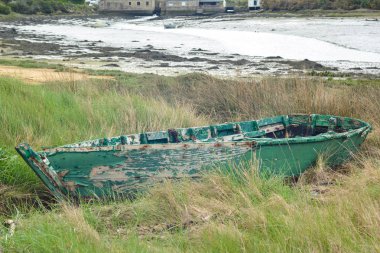 Yeşil tekne Atlantik Okyanusu terk
