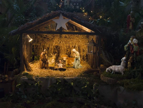 Natal creche dengan Joseph Mary dan Yesus — Stok Foto