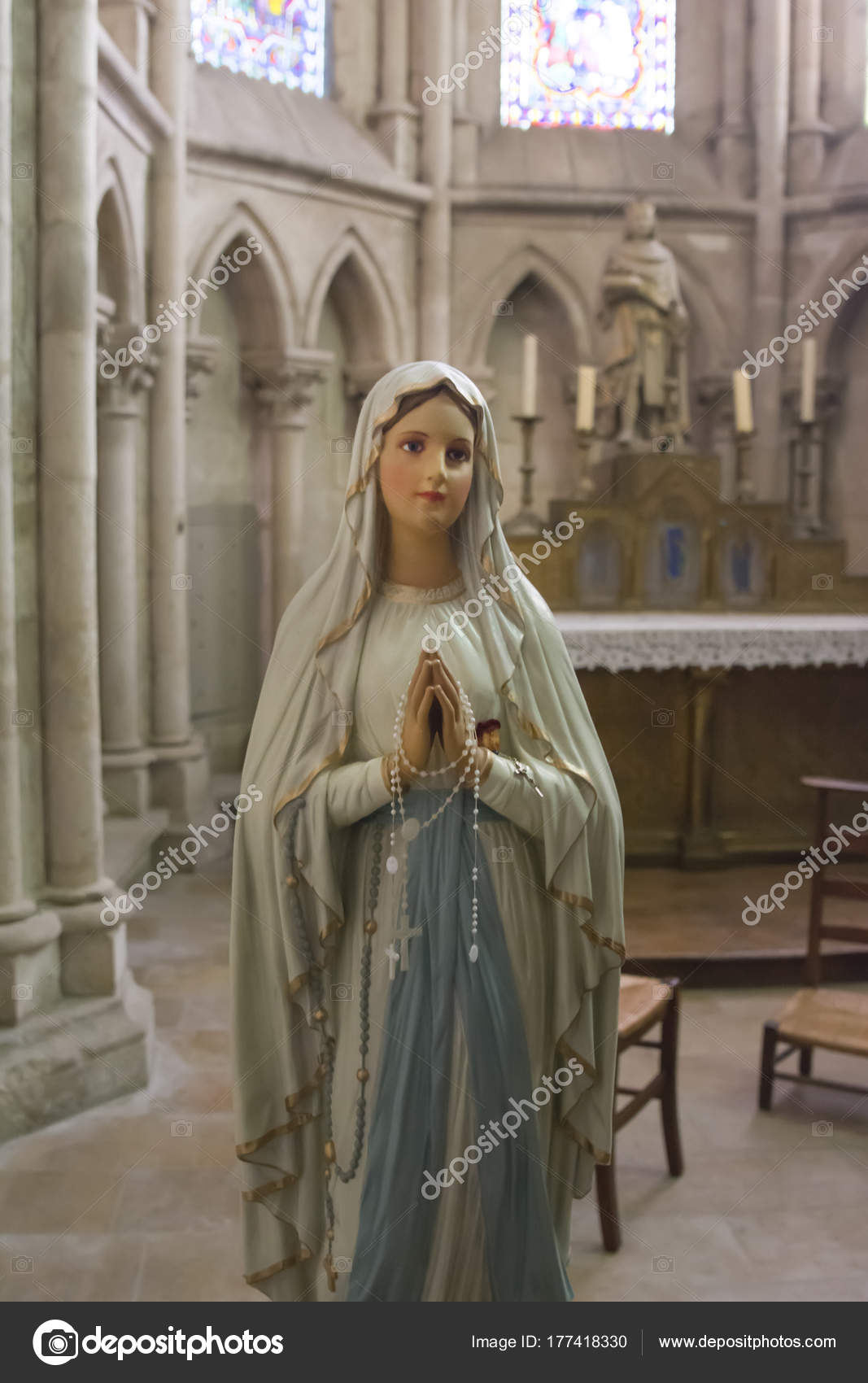 Datant d’une femelle vierge