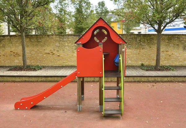 Aire Jeux Pour Enfants Dans Parc Avec Toboggan — Photo