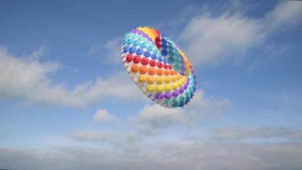Veelkleurige vlieger in de lucht in de Atlantische Oceaan — Stockvideo