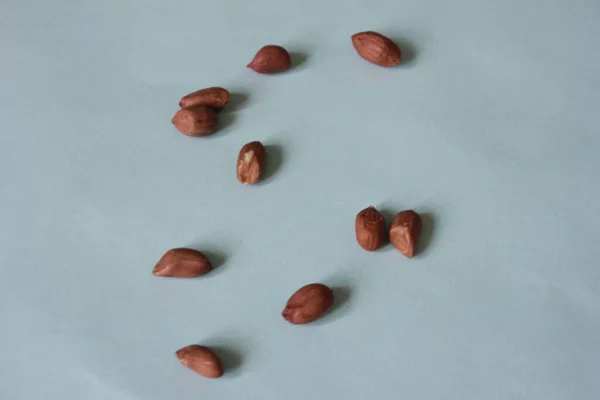Вкусные Орехи Листе Бумаги — стоковое фото