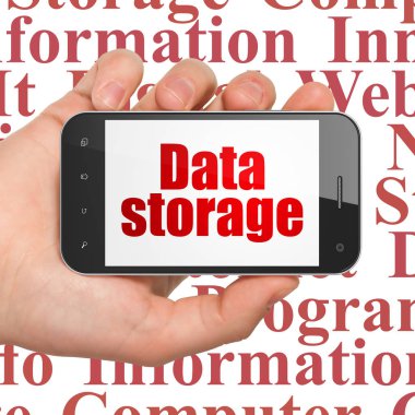 Veri kavramı: el Smartphone ile veri depolama ekranda Holding