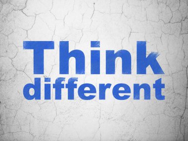 Eğitim kavramı: duvar arka plan üzerinde farklı düşünüyorum