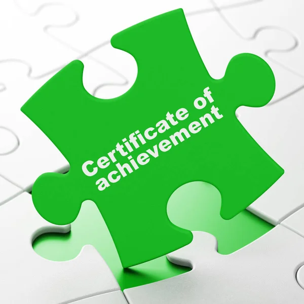 Studeren concept: certificaat van voltooiing op puzzel achtergrond — Stockfoto