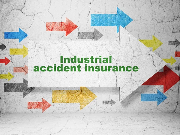 Versicherungskonzept: Pfeil mit Arbeitsunfallversicherung auf Grunge-Wand-Hintergrund — Stockfoto