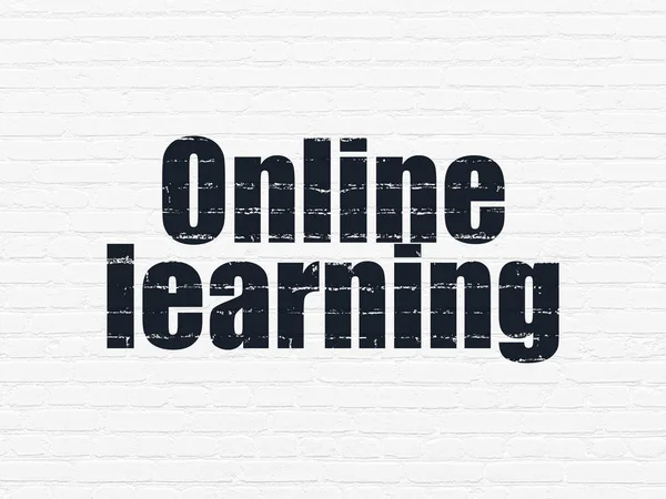 Koncepcja kształcenia: Online Learning na tle ściany — Zdjęcie stockowe