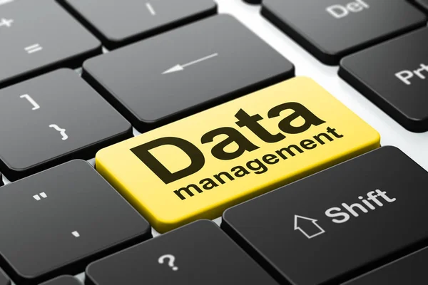 Informationskonzept: Datenmanagement auf der Computertastatur — Stockfoto
